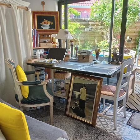דירות בוזוויל L'Atelier De Jocelyne מראה חיצוני תמונה